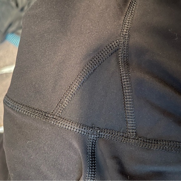 Lululemon‎ Train Times Crop (17") Black - Picture 8 of 10